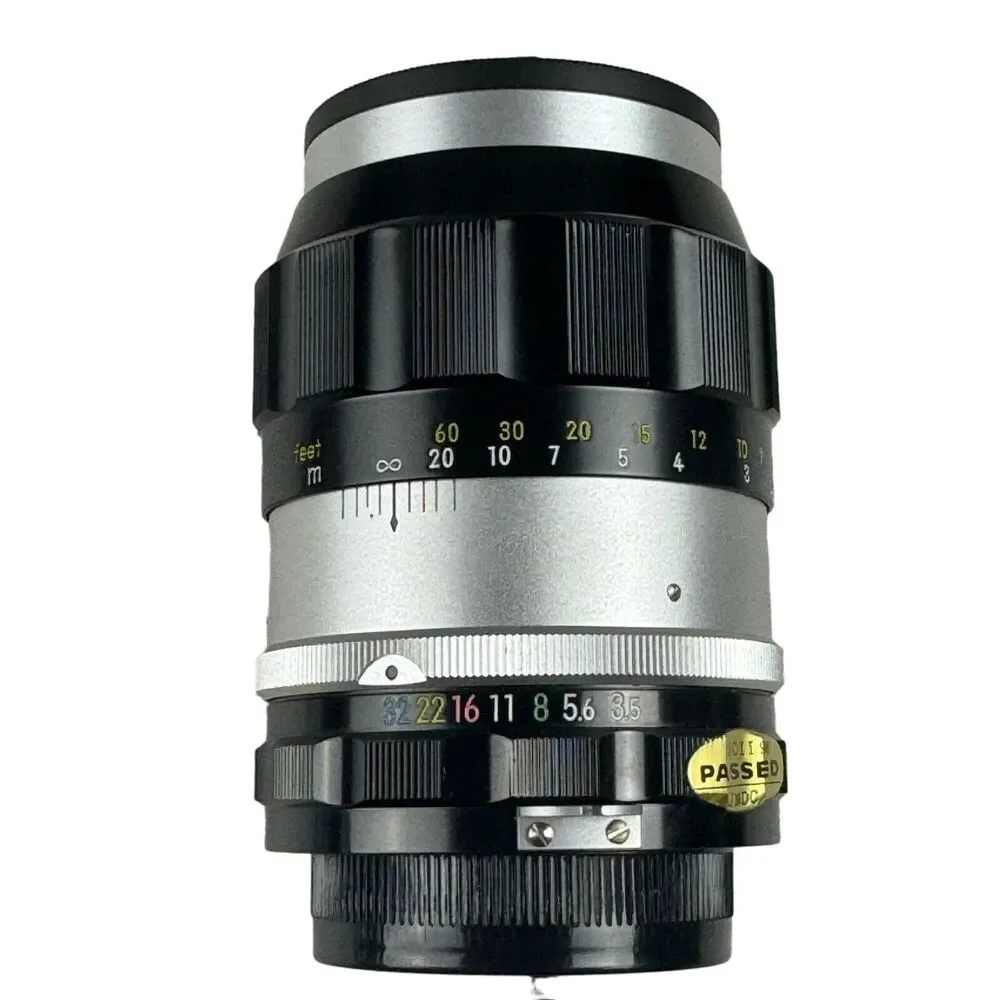Nikkor-Q Nippon Kogaku Nikon135mm f/3.5 Auto Lens, Hood, Filter, Caps